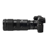 Telekonverter im Einsatz zwischen einer Nikon Z Kamera